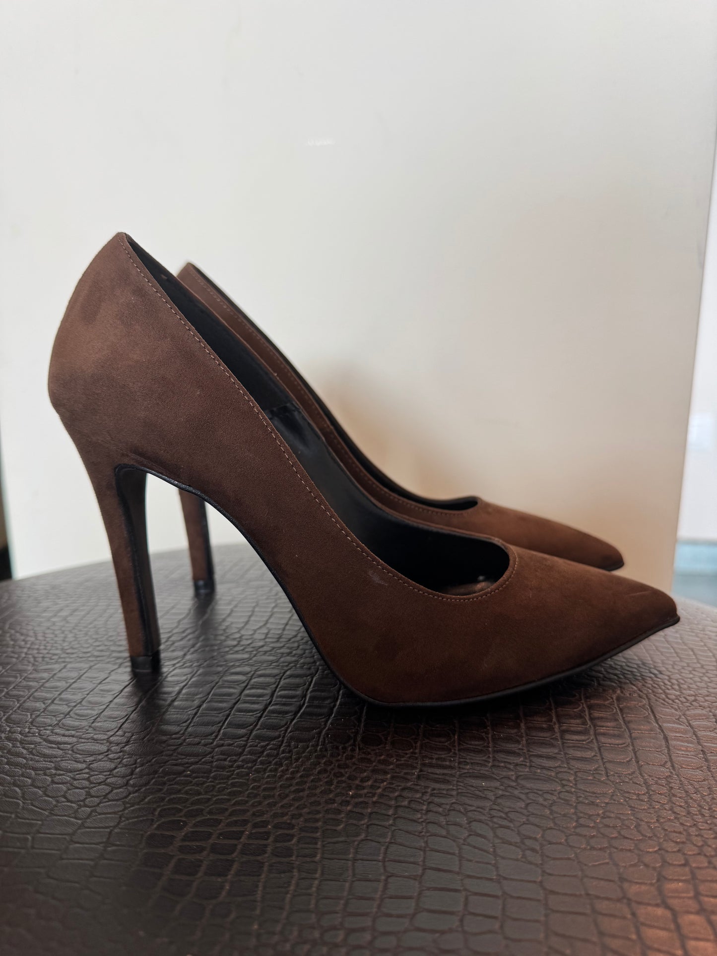 DIVINE FOLLIE - DECOLTE' IN CAMOSCIO 270