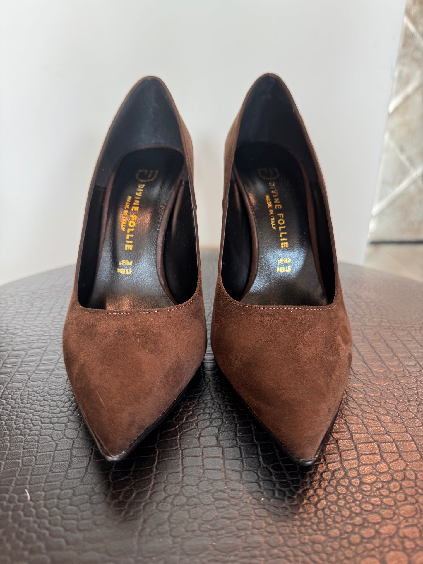 DIVINE FOLLIE - DECOLTE' IN CAMOSCIO 270