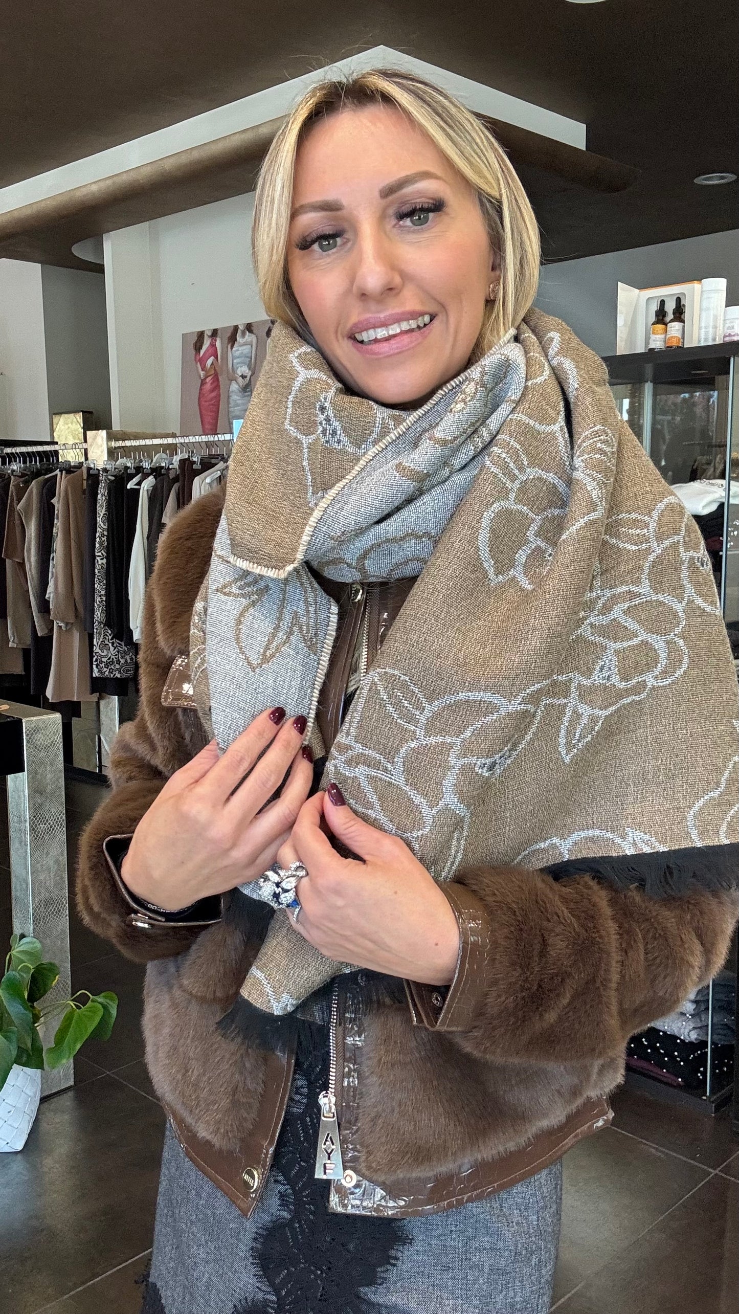 AIFEE SCIARPA ST25460