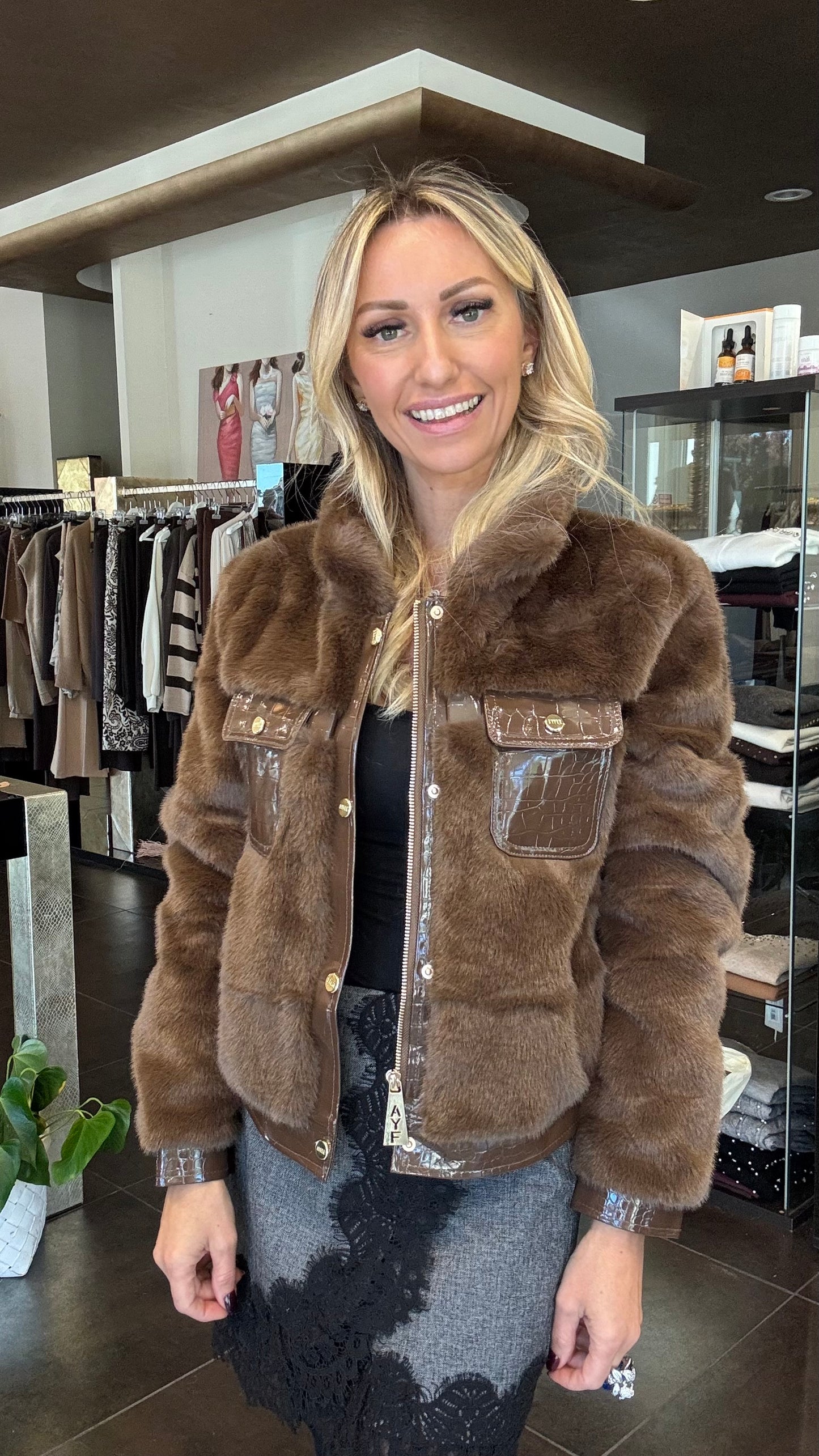 MOTEL - COMPLETO PIZZO 0102