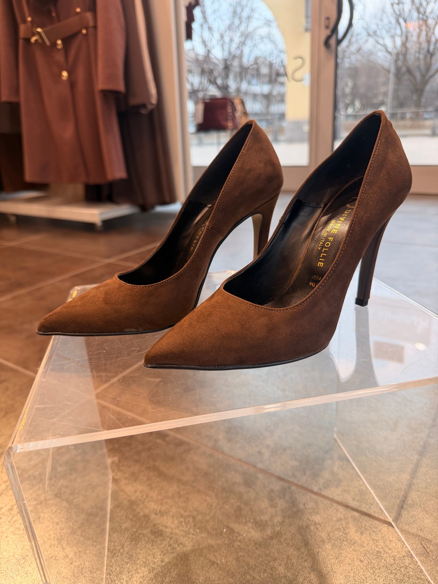 DIVINE FOLLIE - DECOLTE' 270