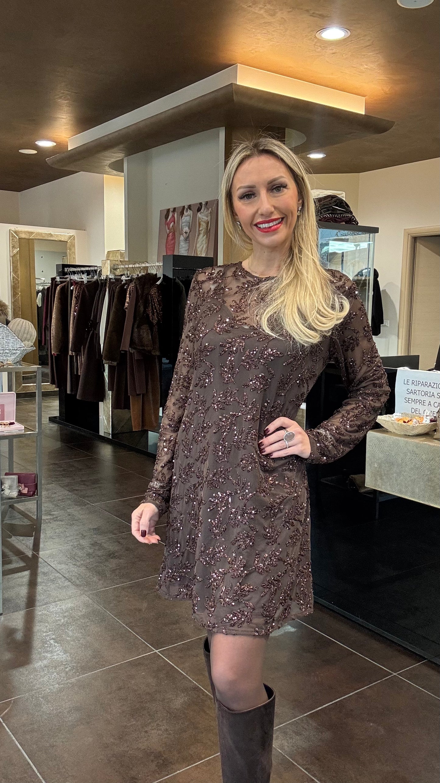 MOTEL - ABITO W25XB59