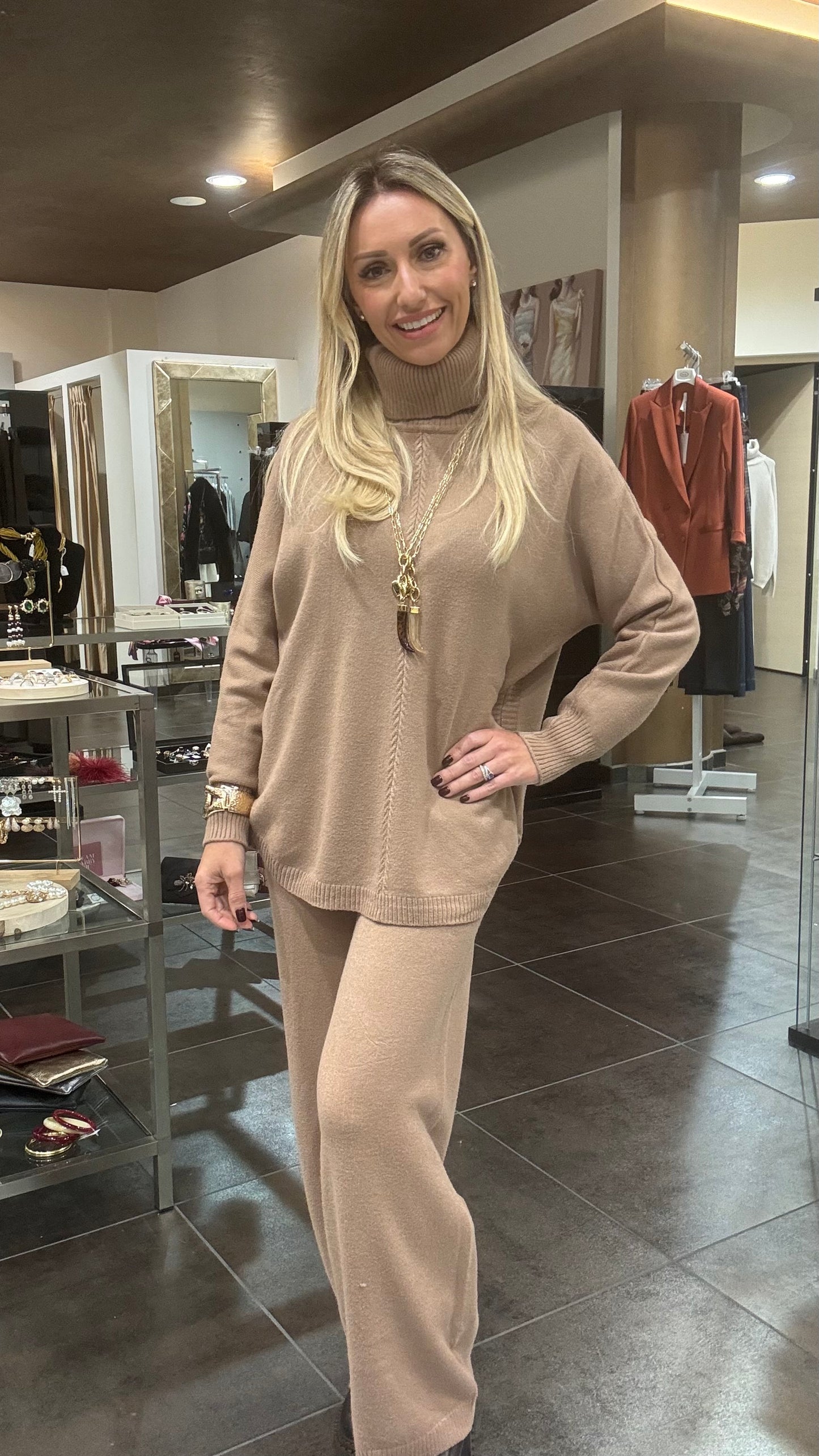 COMPLETO IN MAGLIA - C676A/B