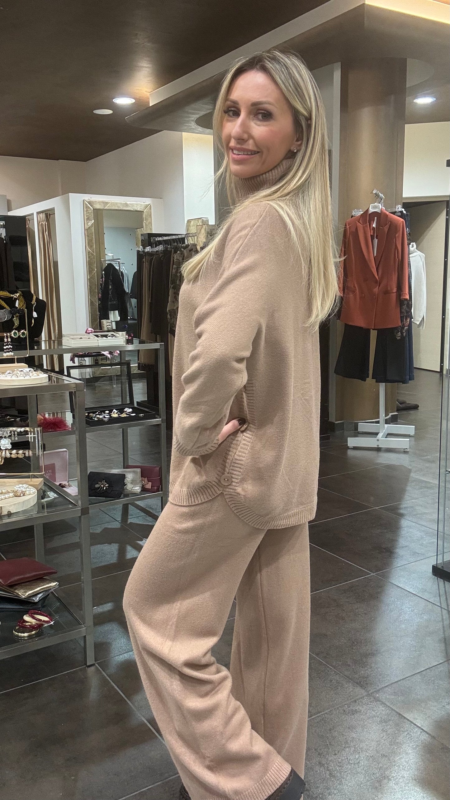 COMPLETO IN MAGLIA - C676A/B