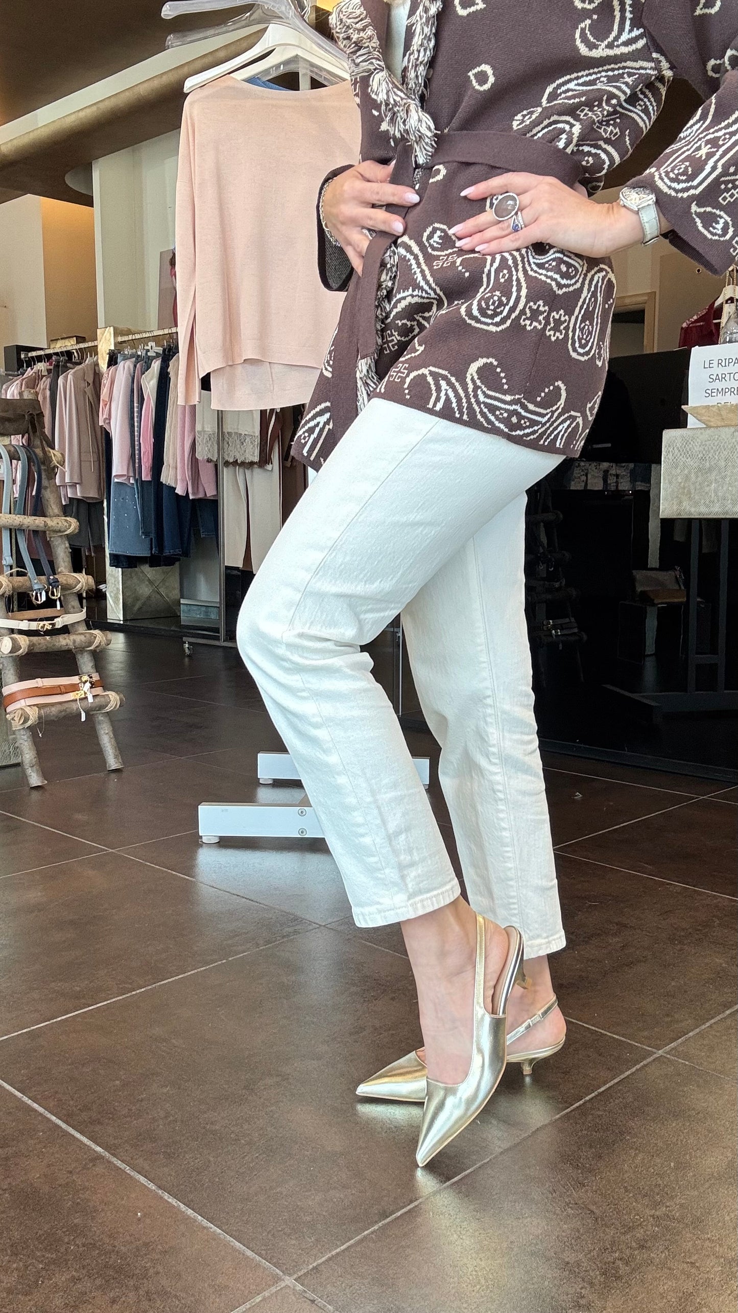 DIVINE FOLLIE- SLING BACK ORO