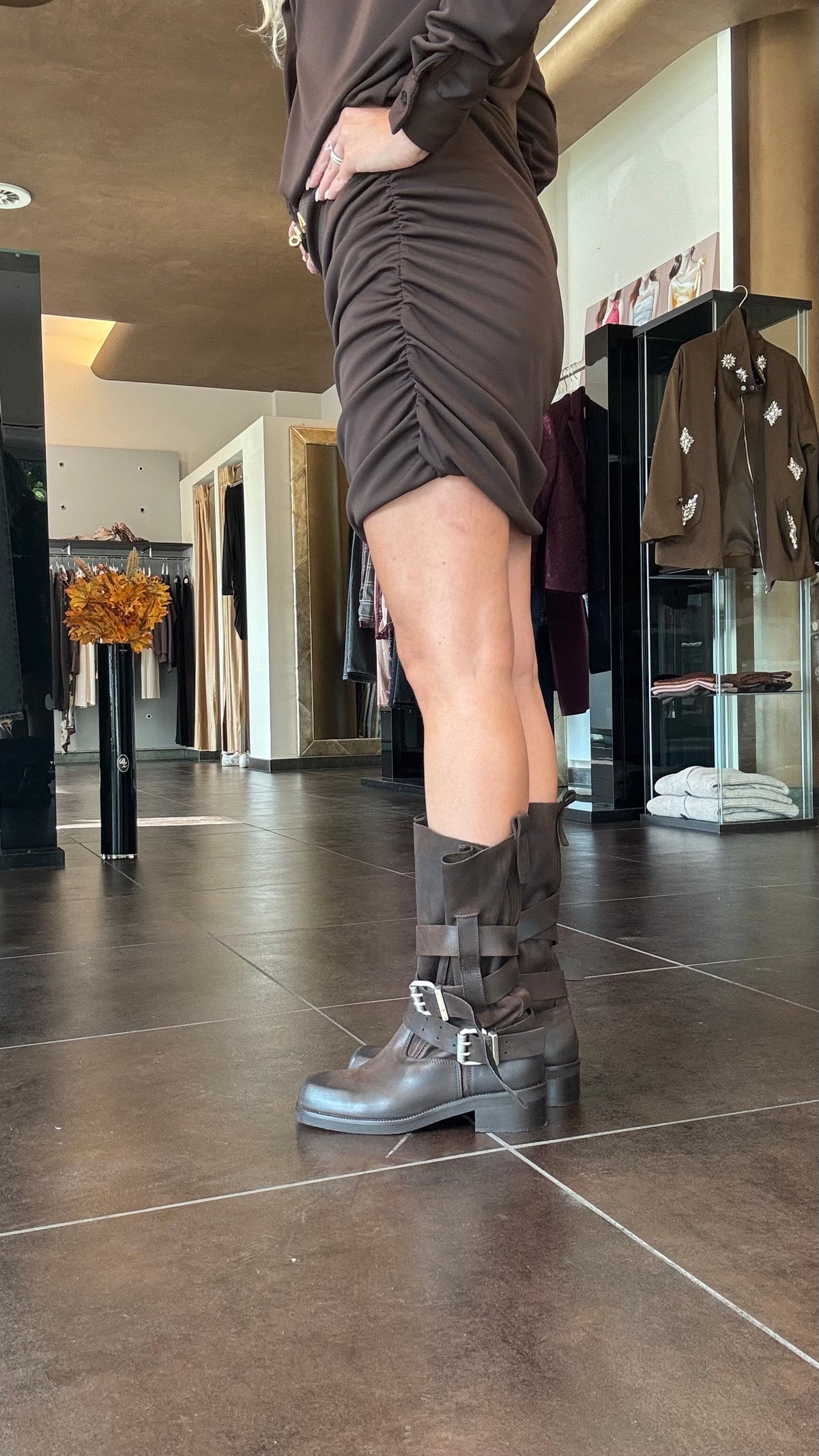 DIVINE FOLLIE- BIKER 649